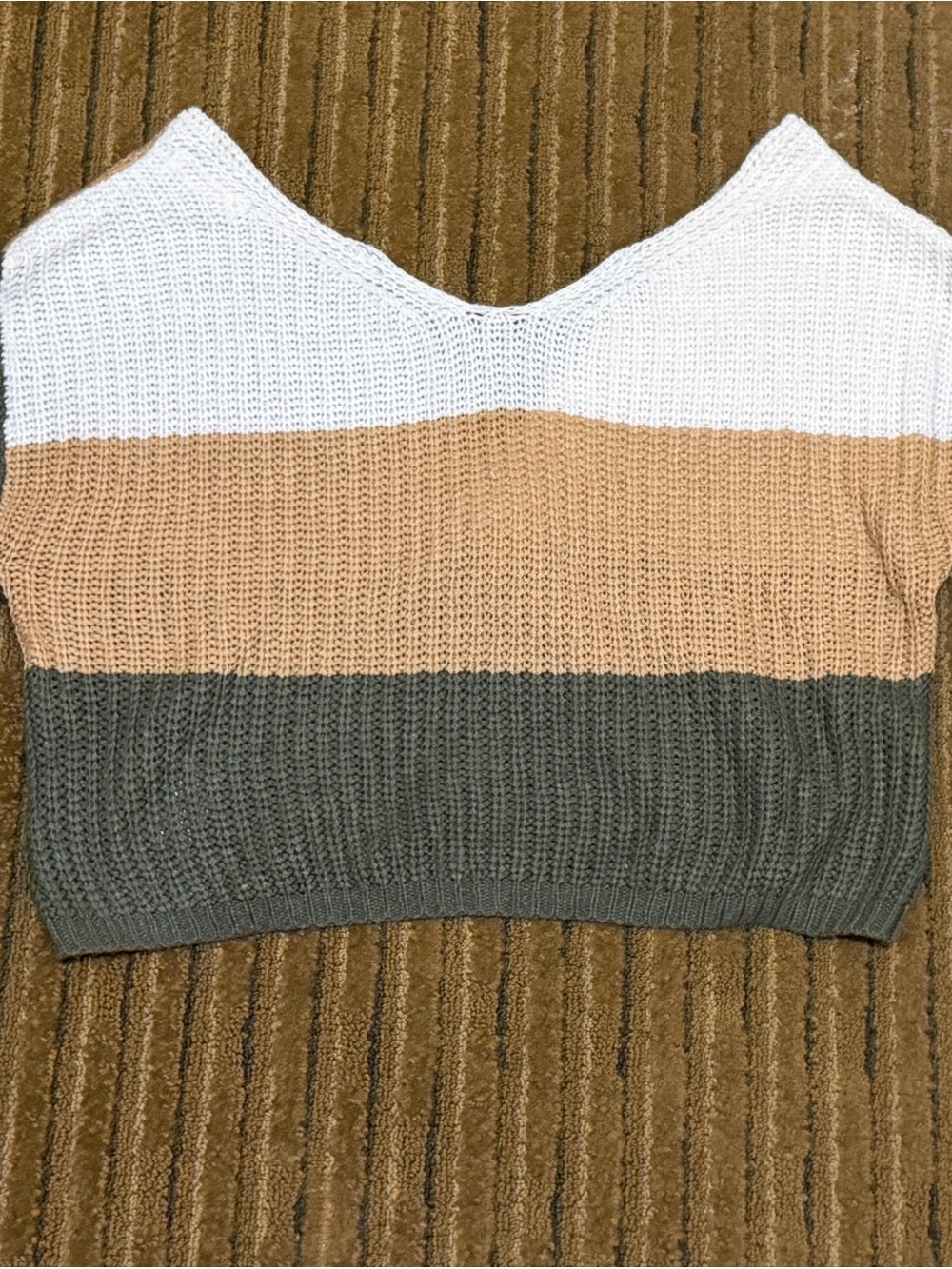 Full Circle Trends ColorBlock Cropped Sweater Back Twist Knit Tan Green Cream